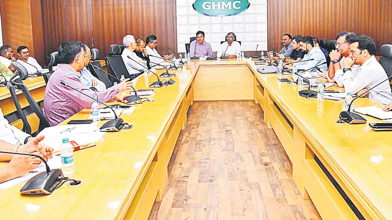 నాలా పూడికతీత పనుల టెండర్లు పూర్తి చేయండి