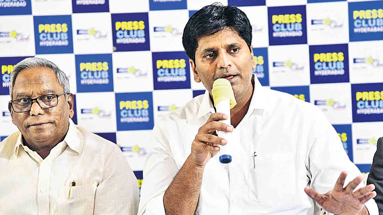 ప్రవీణ్‌ పగడాల హత్యపై సీబీఐతో విచారణ జరిపించాలి