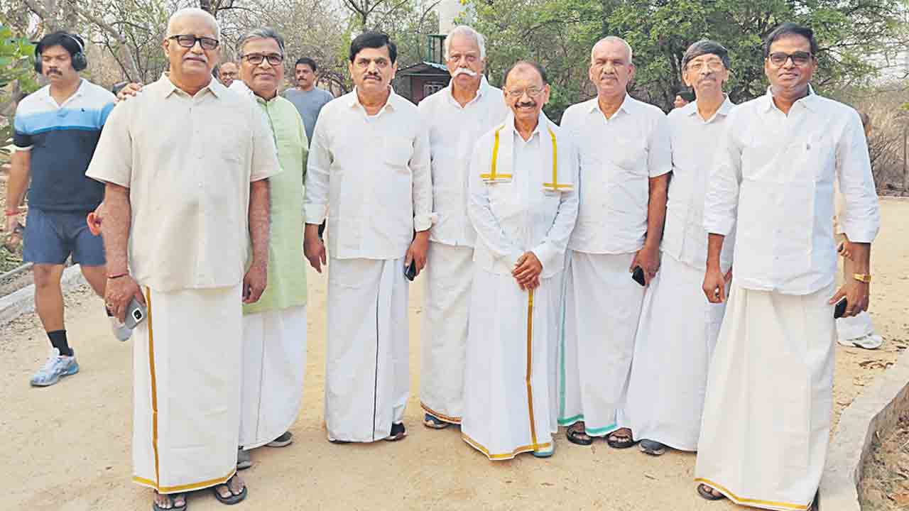 నగరమంతా ఉగాది సందడి