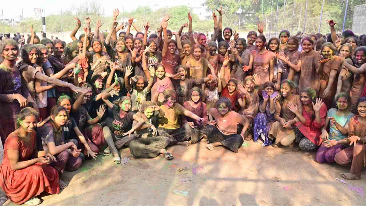  Nizamabad Holi Celebrations