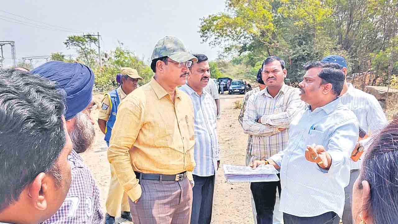 ఫిర్యాదులపై హైడ్రా క్షేత్రస్థాయి పరిశీలన