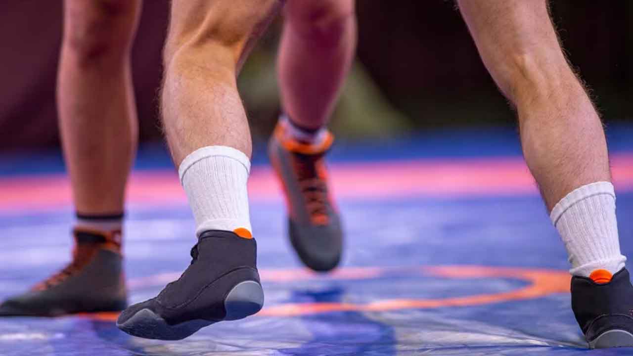 భారత రెజ్లర్లకు నిరాశ