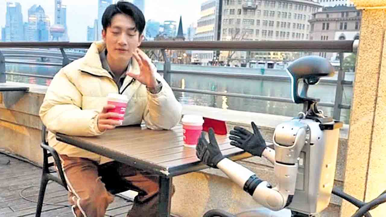 Humanoid Robot | రెంట్‌కు హ్యూమనాయిడ్‌ రోబో.. ఇల్లు క్లీనింగ్‌ నుంచి డేటింగ్‌ వరకు అన్నీ చేసేస్తుంది!