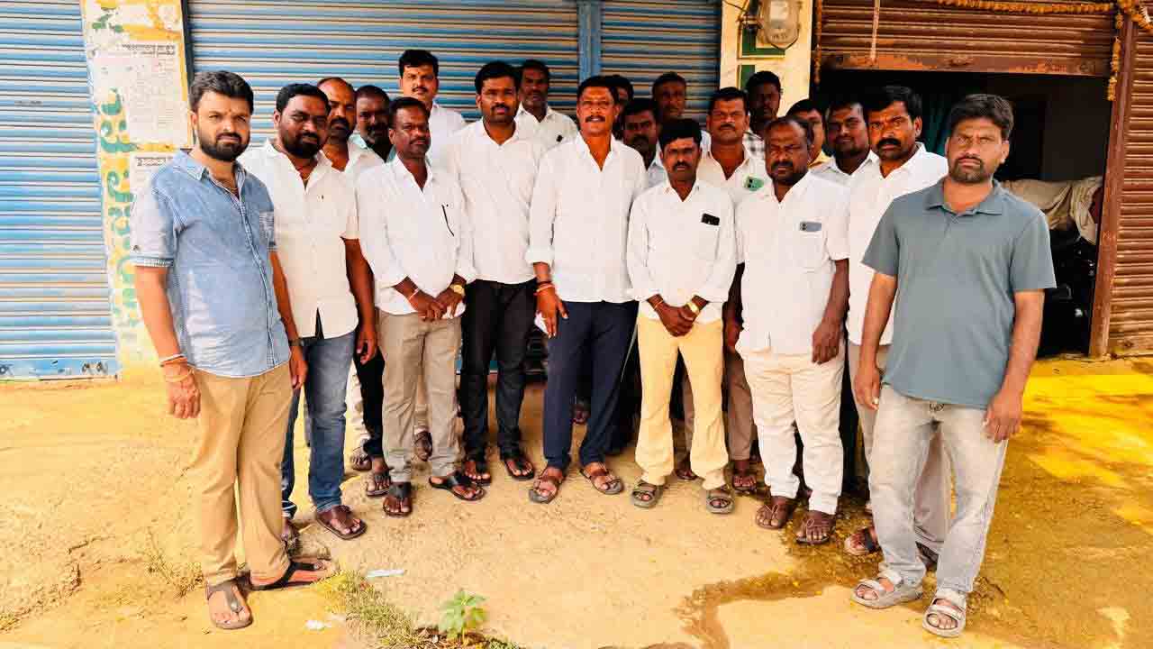 Irrigation Water | ‘పొలాలకు నీరు పెట్టుకున్న రైతులపై అక్రమ కేసులు అప్రజాస్వామికం’