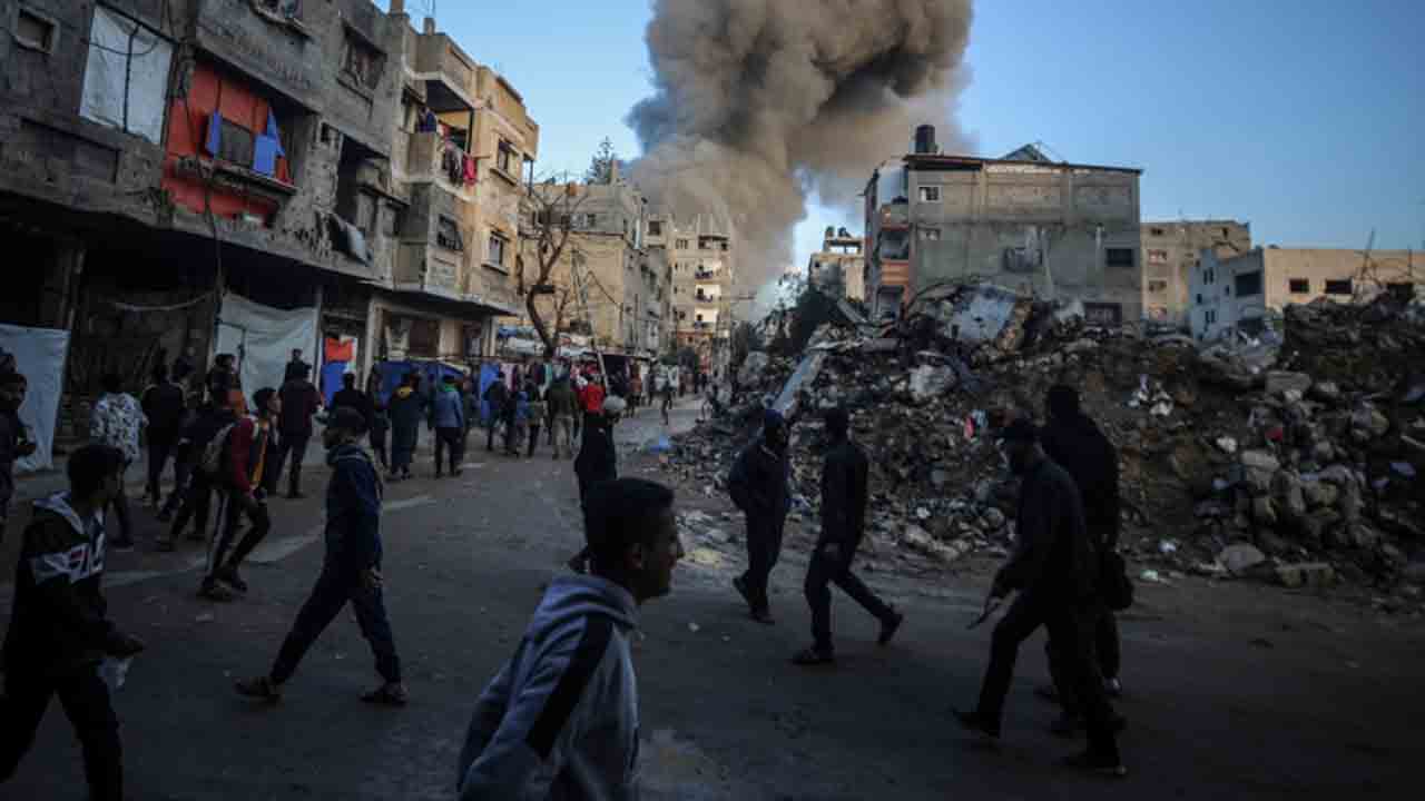 Israel attack | దక్షిణా గాజాలో ఇజ్రాయెల్‌ దాడులు.. 26 మంది మృతి