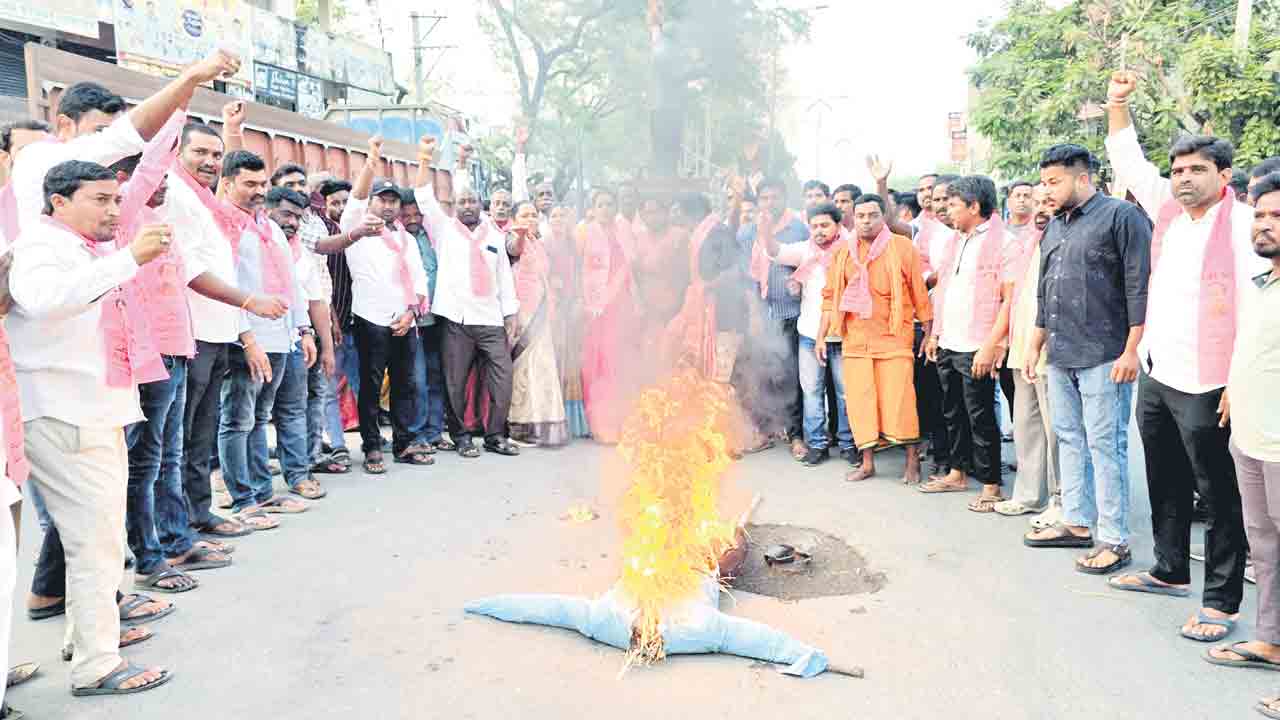 సస్పెన్షన్‌పై ఆగ్రహజ్వాల