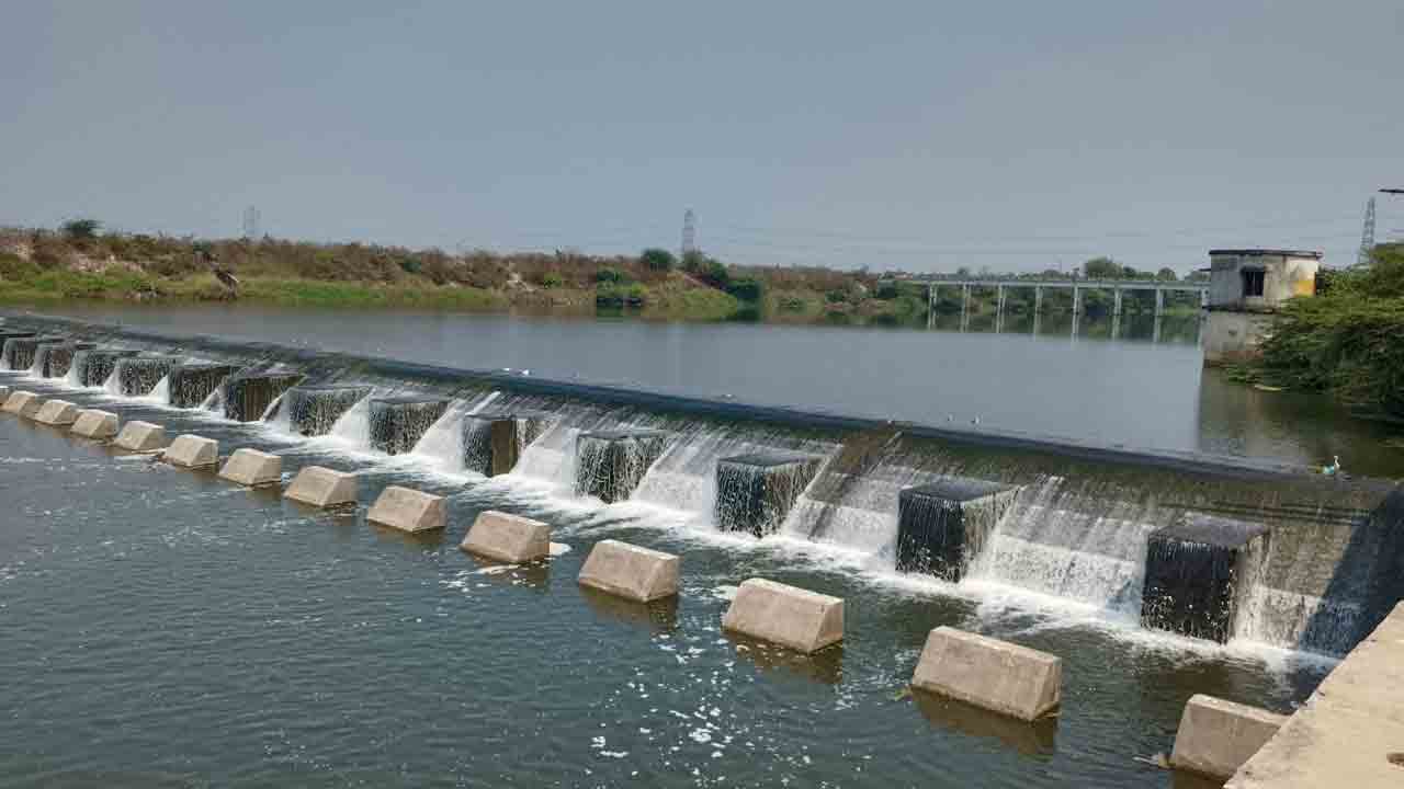 జాలిముడి.. తడవని మడి !