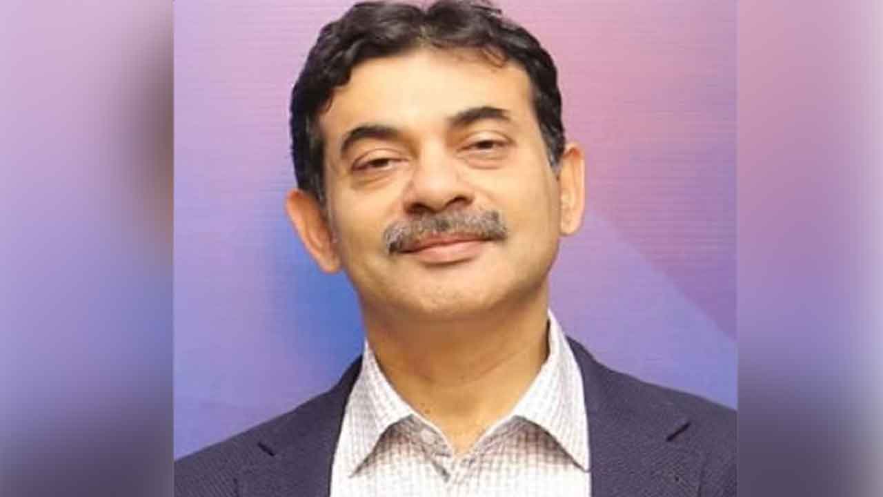 టై-వుమెన్‌ పోటీలో మహిళలు పాల్గొనాలి