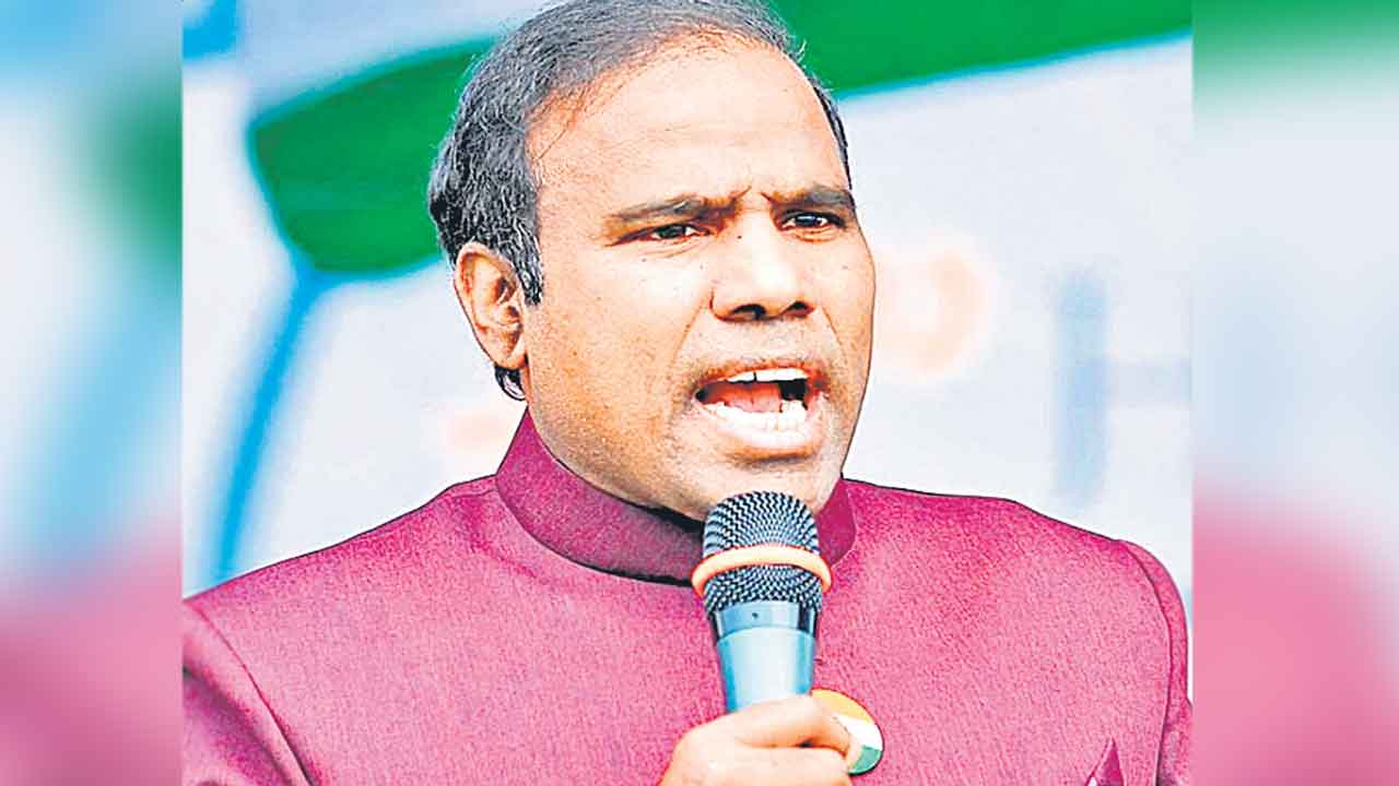 సీఎం రేవంత్‌కు నీటి సమస్య పట్టదా?