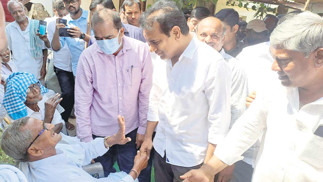 నా మీద కోపం పేదోళ్ల మీదనా..?