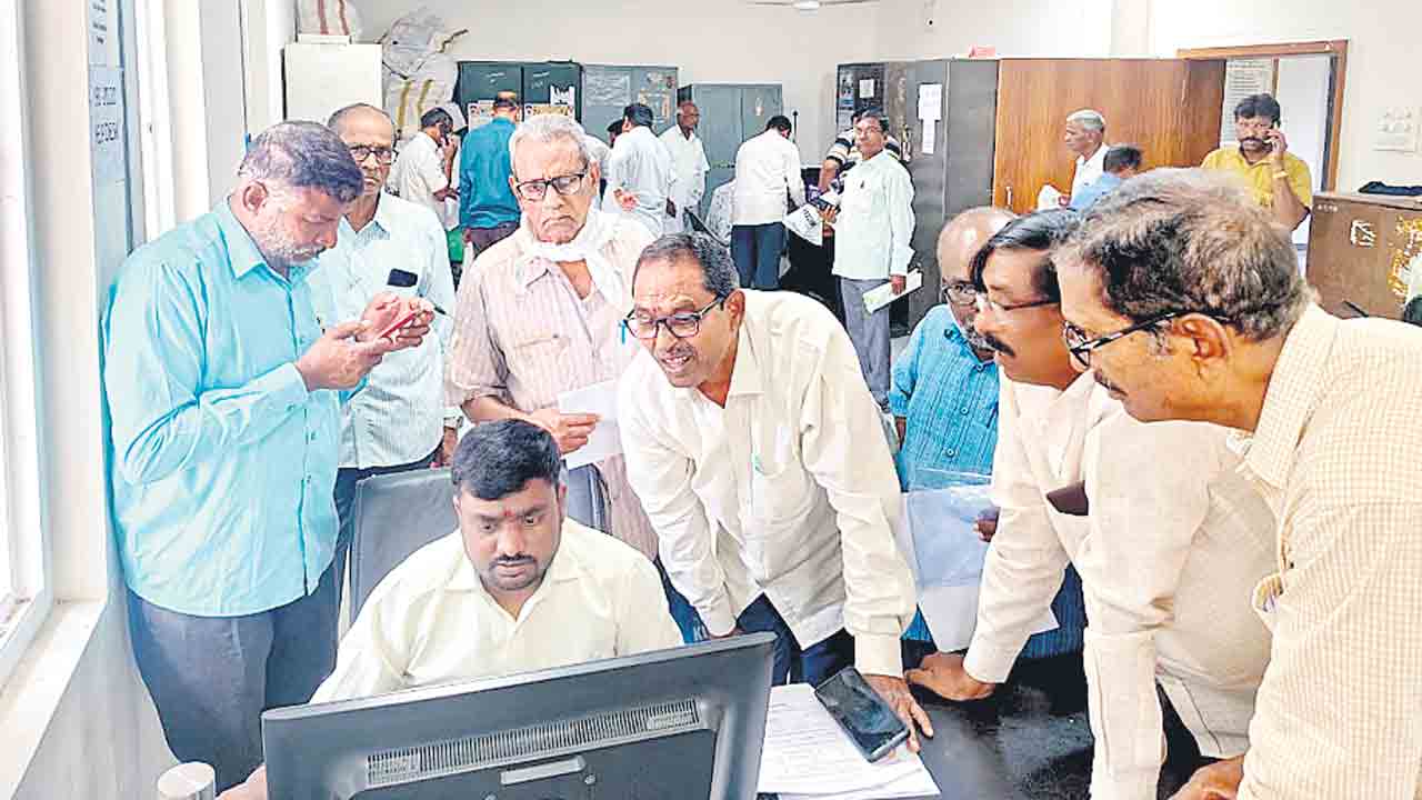 ఎల్‌ఆర్‌ఎస్‌.. ఏదీ క్లియరెన్స్‌?