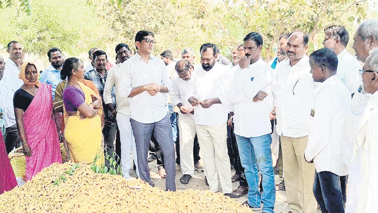 పసుపు రైతు పోరుబాట