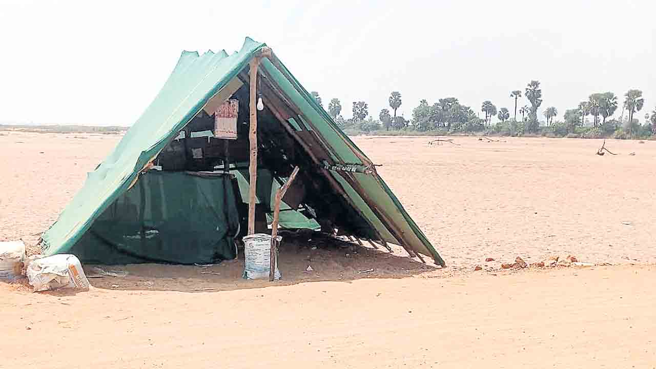 కొనసాగుతున్న ‘దారి’ దోపిడీ