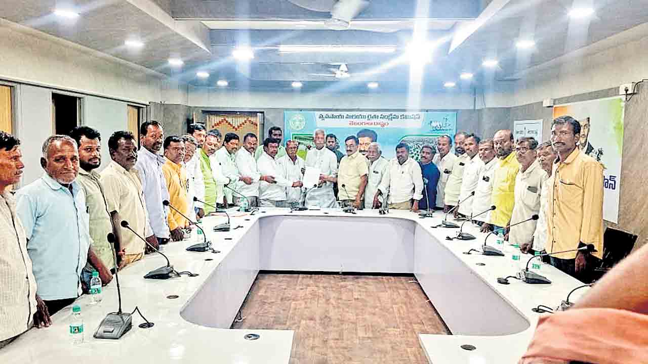 సారూ..మా భూములు తీసుకోవద్దు