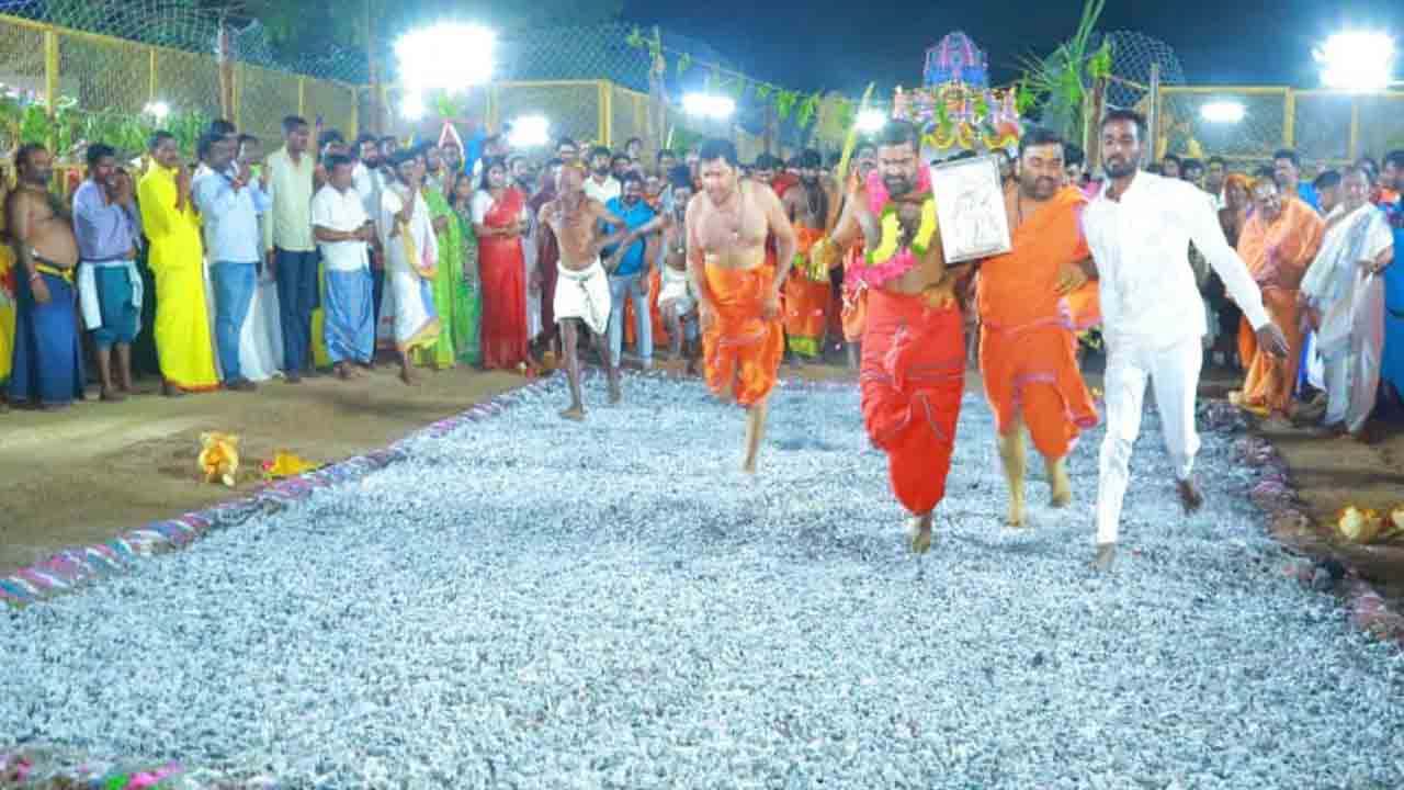 Komuravelli Brahmotsavalu3