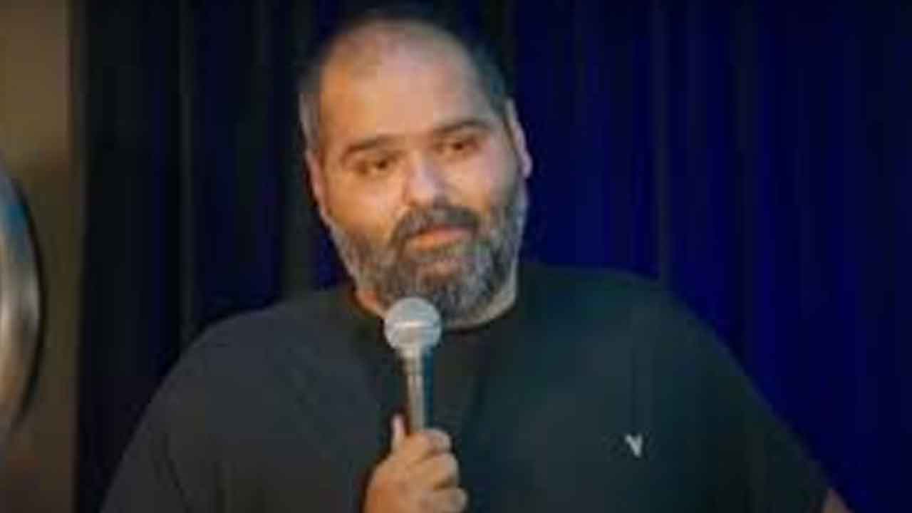 BookMyShow | స్టాండ్‌ అప్‌ కమెడియన్‌ కునాల్‌ కమ్రాకు షాక్‌ ఇచ్చిన బుక్‌మై షో..!