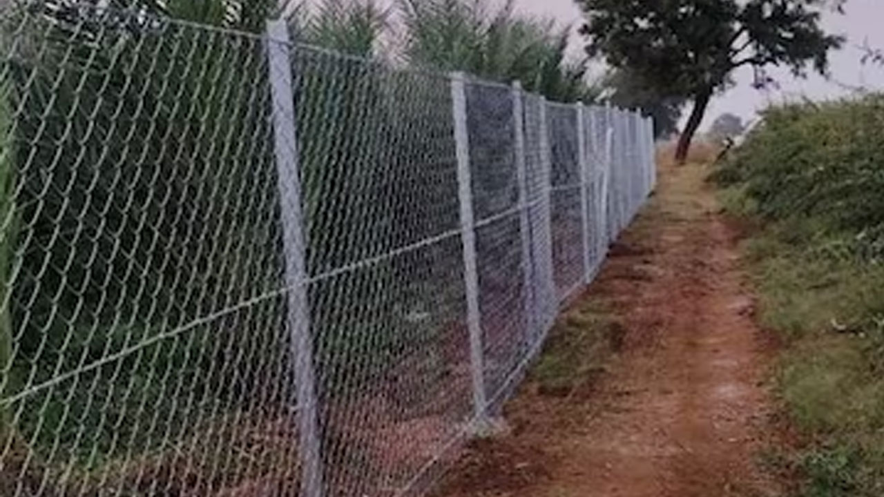 Govt Lands | ప్రభుత్వ భూములు క‌బ్జా చేస్తే చ‌ర్య‌లు త‌ప్ప‌వు.. బాలాపూర్ త‌హ‌సీల్దార్ హెచ్చ‌రిక‌