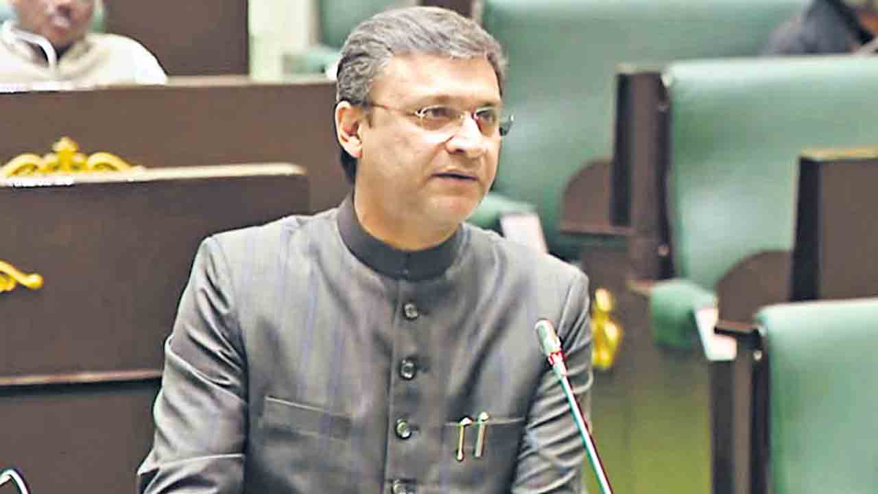 కాళేశ్వరం ప్రాజెక్టును కూల్చివేస్తరా?.. రిపోర్టులో కాంట్రాక్టర్ల పేర్లు ఎందుకు లేవు: అక్బరుద్దీన్‌ ఒవైసీ