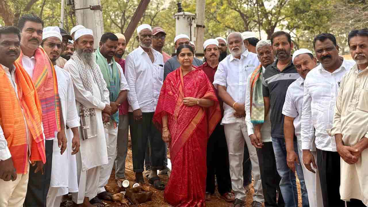 MLA Sunitha Lakshma Reddy | మాట నిలబెట్టుకోవడం చాలా సంతోషంగా ఉంది : ఎమ్మెల్యే సునీతా లక్ష్మారెడ్డి
