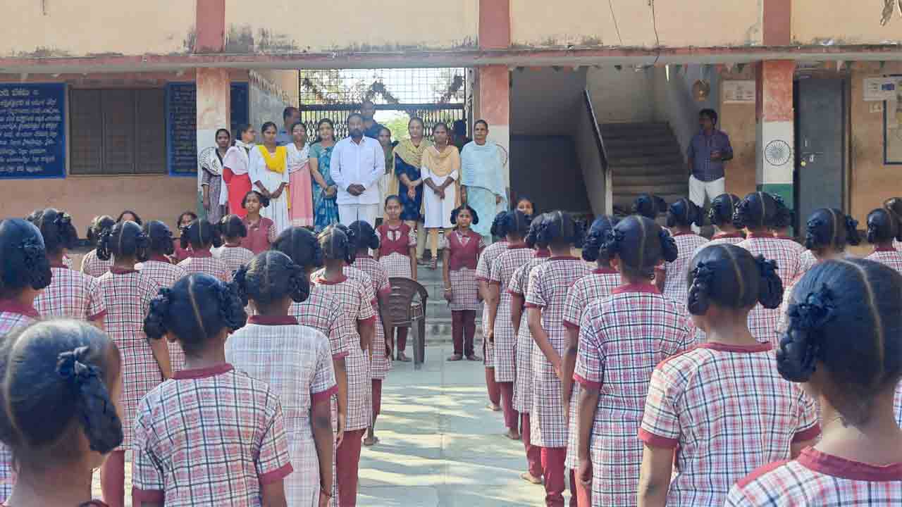 MLA Vakiti Srihari | విద్యార్థులకు చదువుతోపాటు క్రమశిక్షణ కూడా చాలా ముఖ్యం : ఎమ్మెల్యే వాకిటి శ్రీహరి