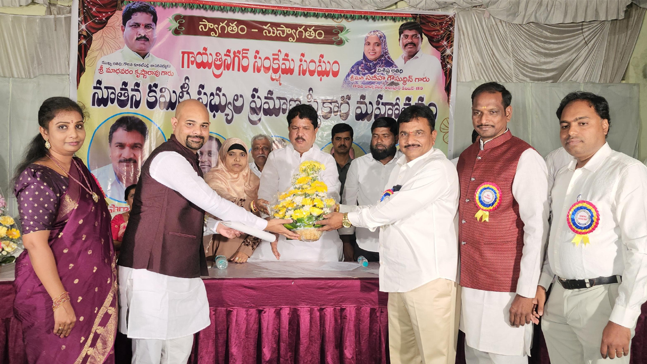 గాయత్రీనగర్ అభివృద్ధికి కృషి : ఎమ్మెల్యే మాధవరం కృష్ణారావు