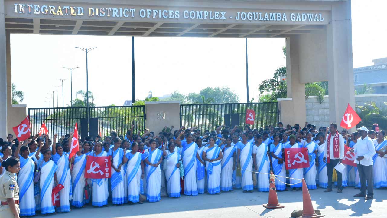 ఆశ కార్యకర్తల ఆక్రోశం