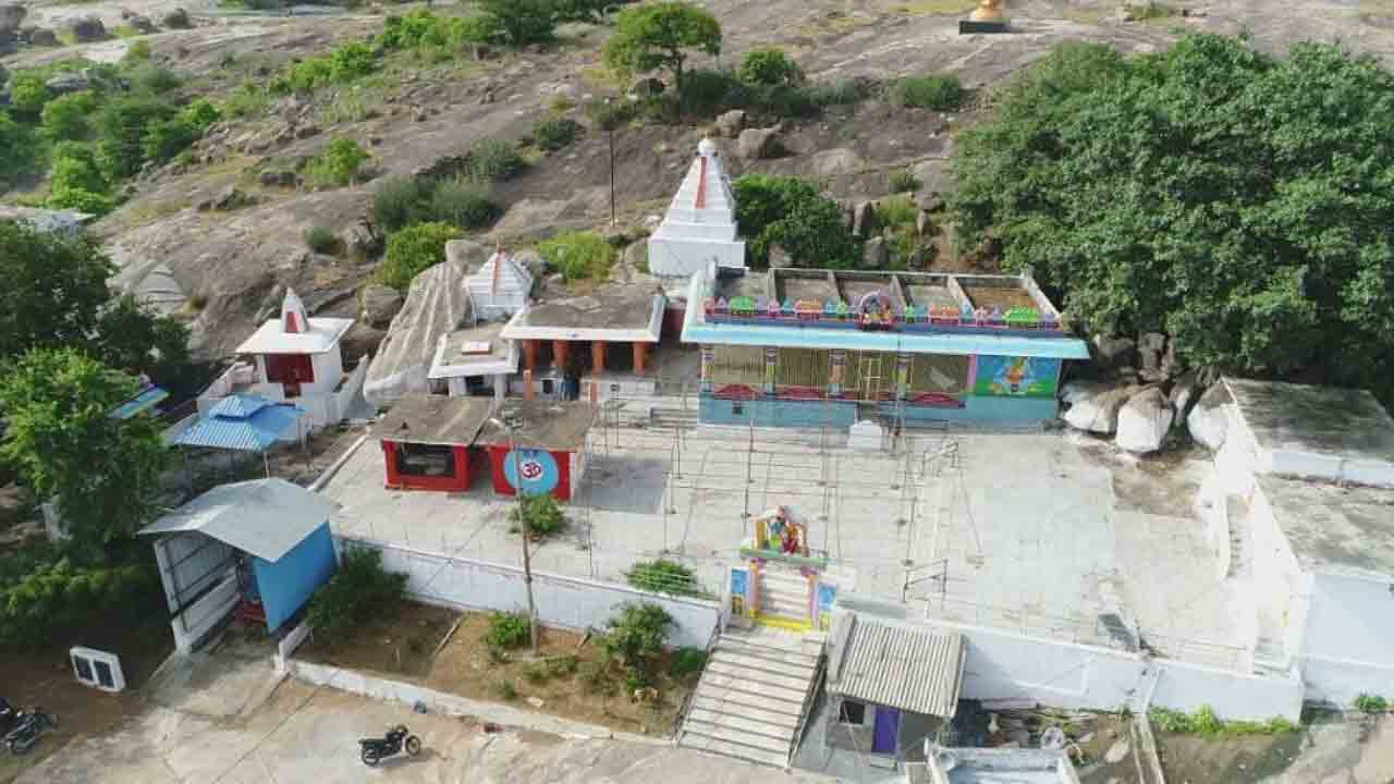 Mallanna Gutta | వార్షికోత్సవాలకు మల్లన్నగుట్ట ముస్తాబు.. మూడు రోజులపాటు ఉత్సవాలు