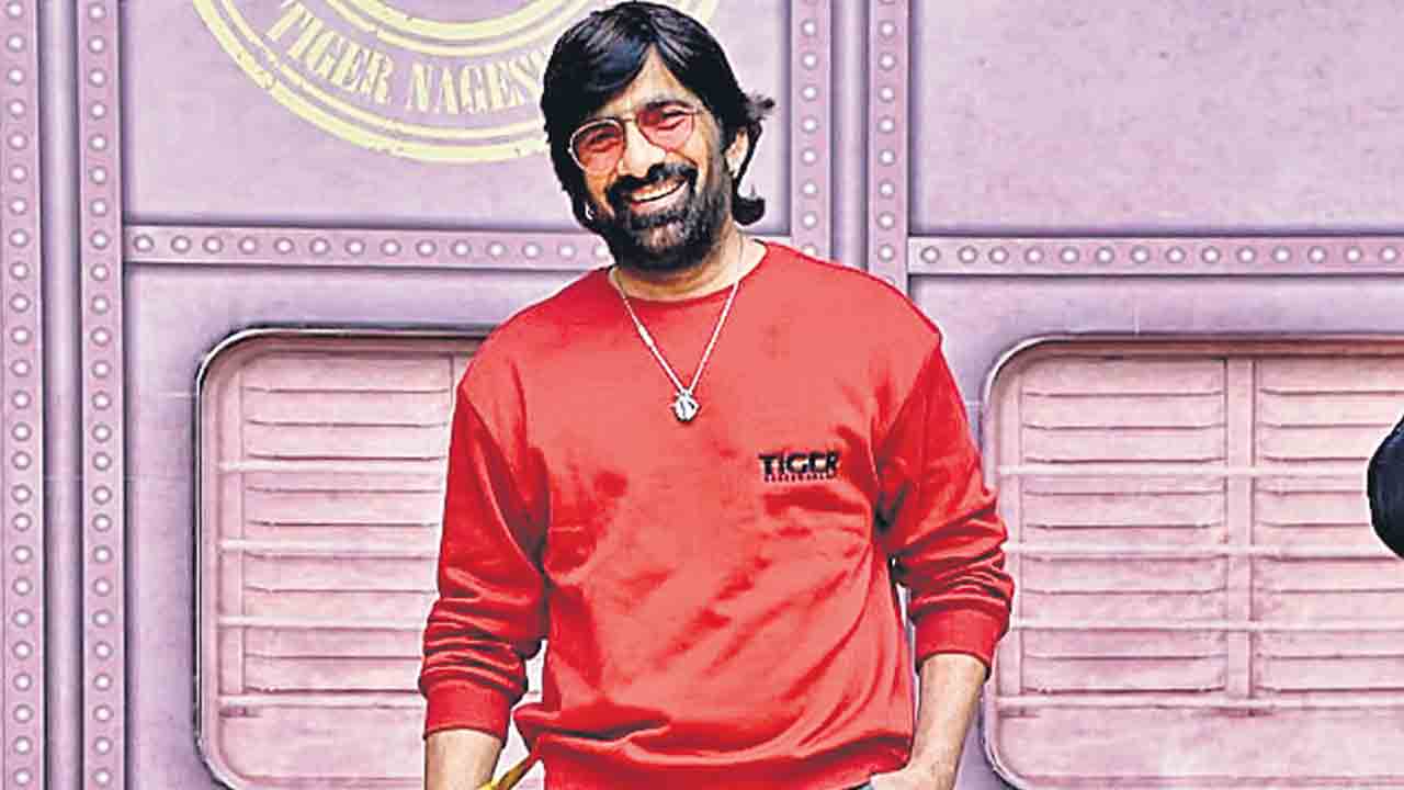 క్లాస్‌ డైరెక్టర్‌తో మాస్‌ మహారాజా?