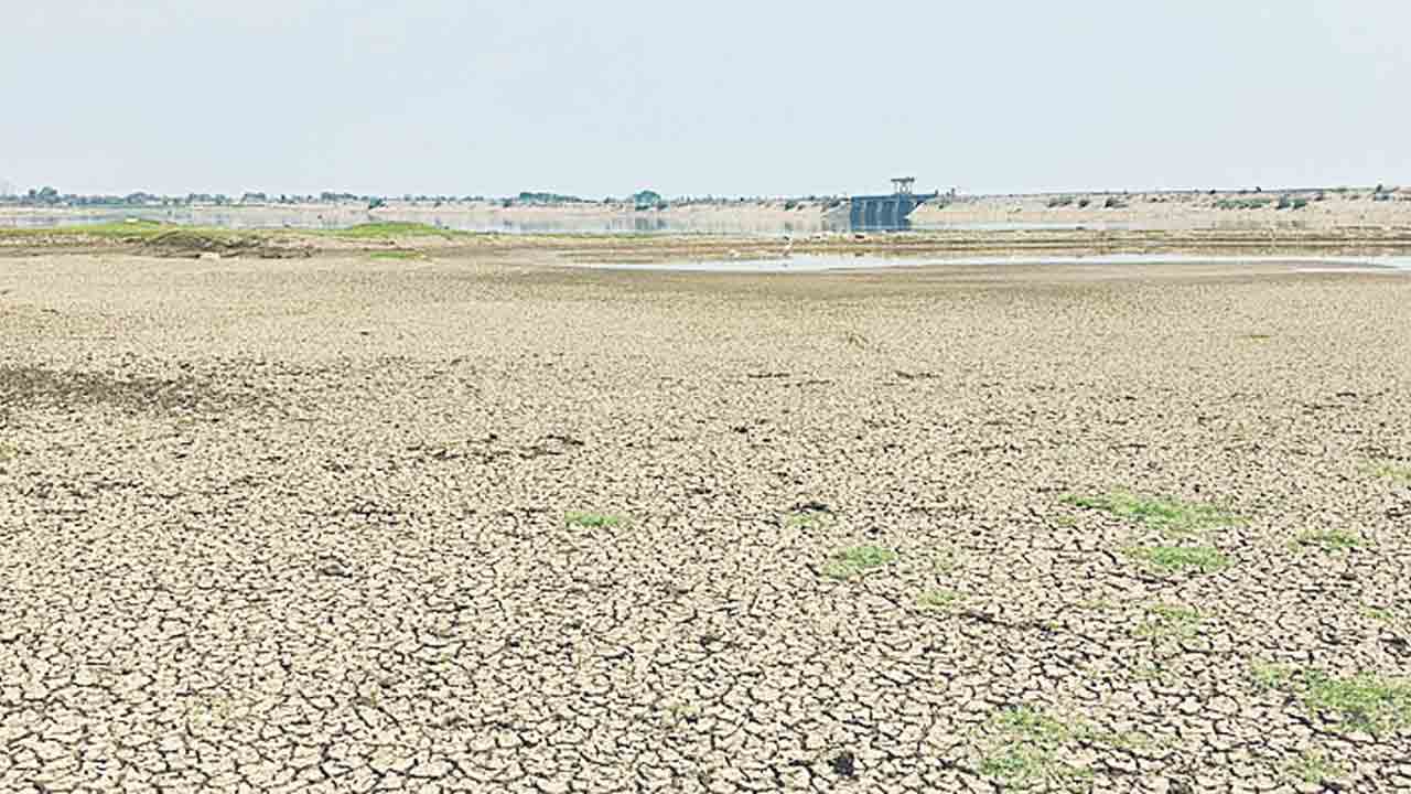 ప్రశ్నార్థకంగా 8,500 ఎకరాల ఆయకట్టు