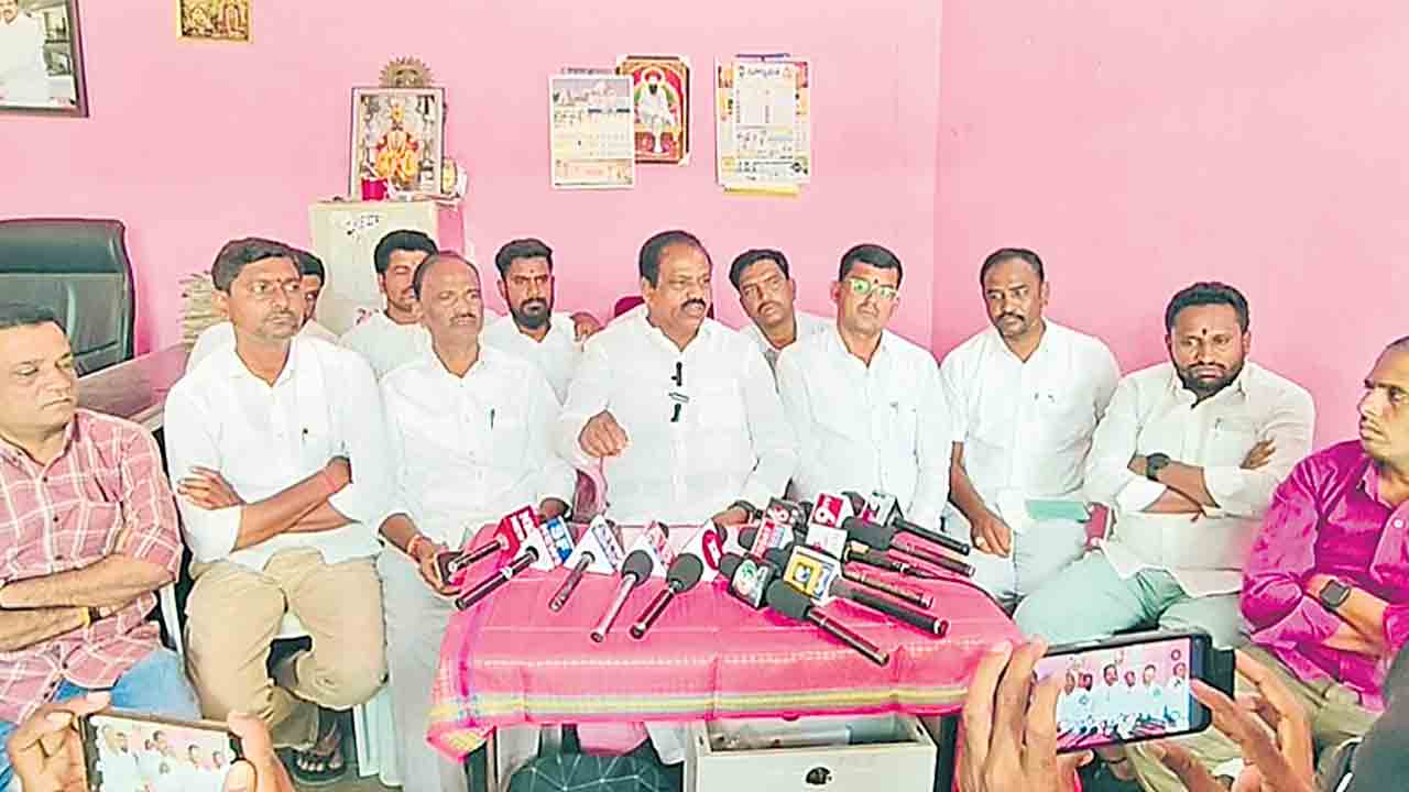 ప్రభుత్వ పథకాలపై ప్రజల్లో అయోమయం