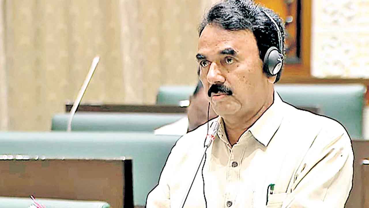 తెలంగాణ ఉద్యమంలో కేసీఆర్‌ది కీలకపాత్ర