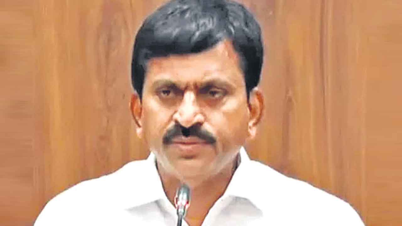 Indiramma Indlu | ఇందిరమ్మలో ఎమ్మెల్యేల మాట వినాలి.. కలెక్టర్లను ఆదేశించిన ప్రభుత్వం