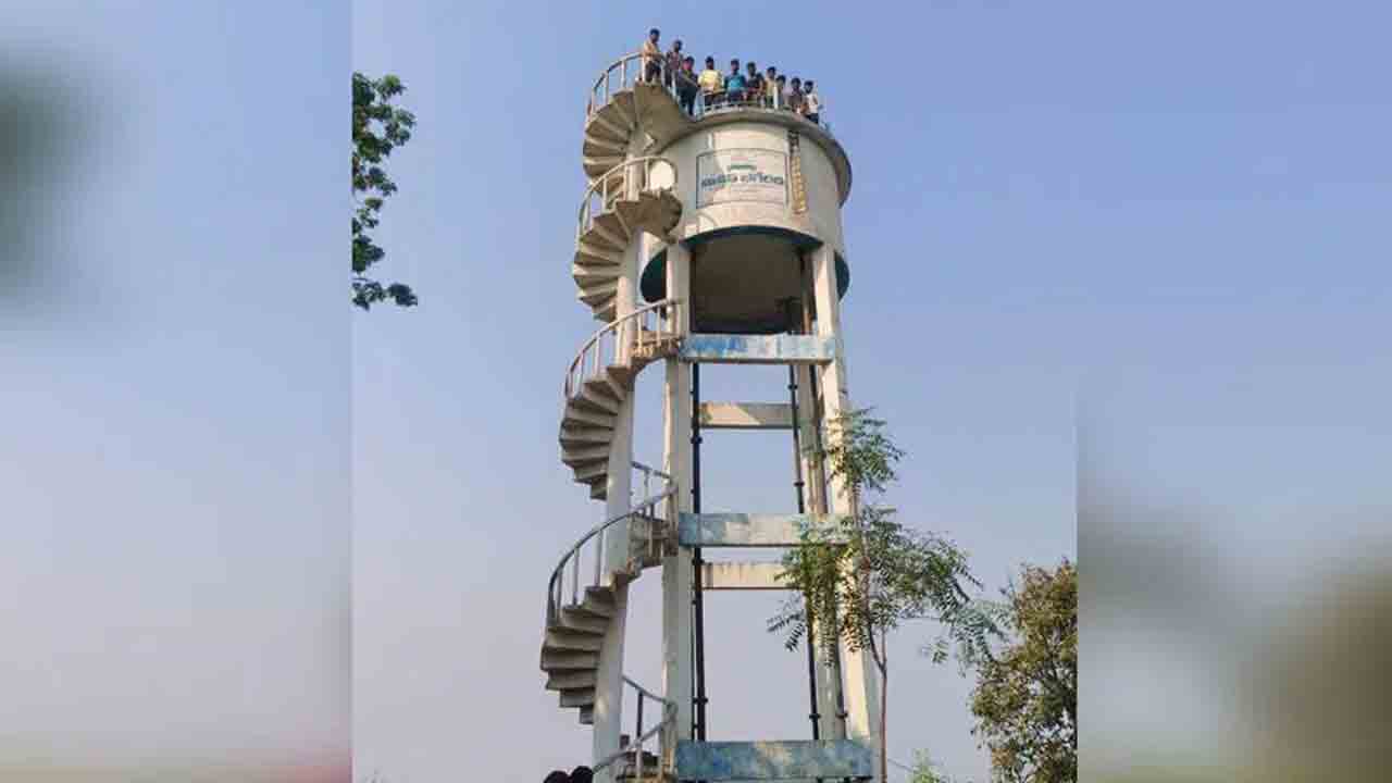 ‘భగీరథ’ను పట్టించుకోవడం లేదు