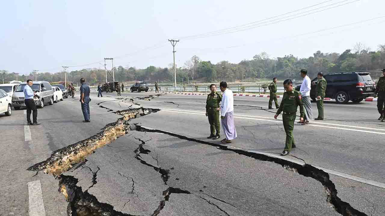 Earthquake | మయన్మార్‌లో మళ్లీ భూకంపం.. రిక్టర్‌ స్కేలుపై 5.1 తీవ్రత నమోదు