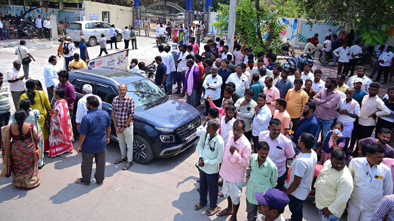 తుది తీర్పు వేళ.. క్షణ క్షణం ఉత్కంఠ