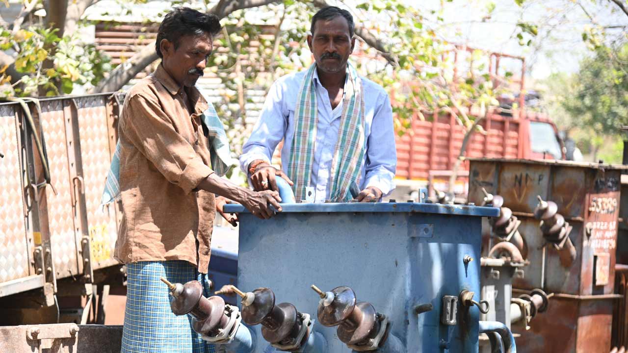 రైతన్నకు కరెంటు కష్టాలు