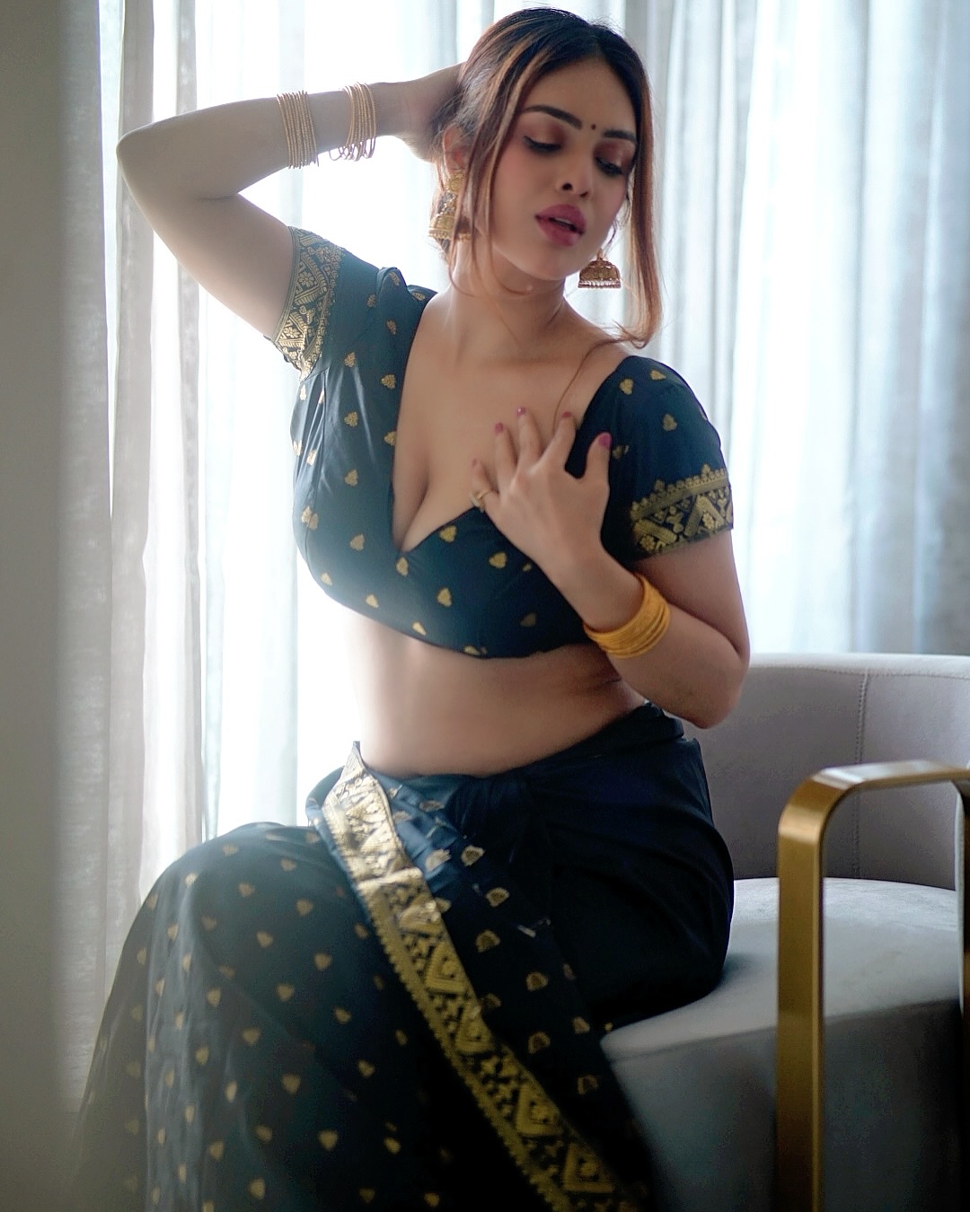 Nehhaa Malik (17)