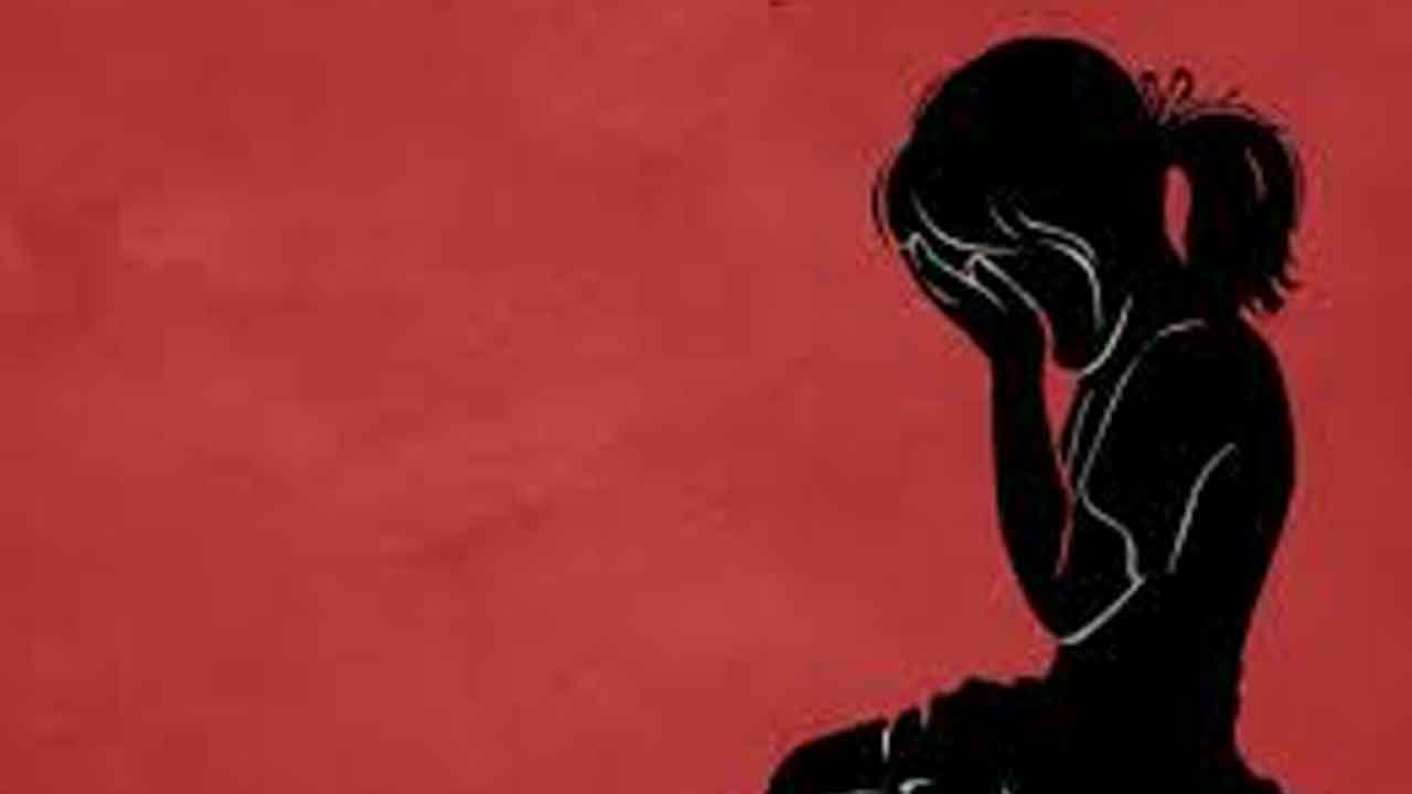 యువజన కాంగ్రెస్‌ నేతపై పోక్సో కేసు