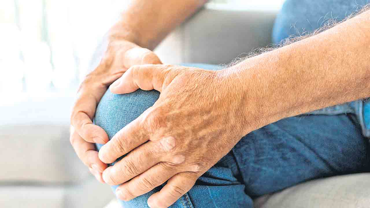 అరిగిన కీళ్లకు కణాలతో వైద్యం