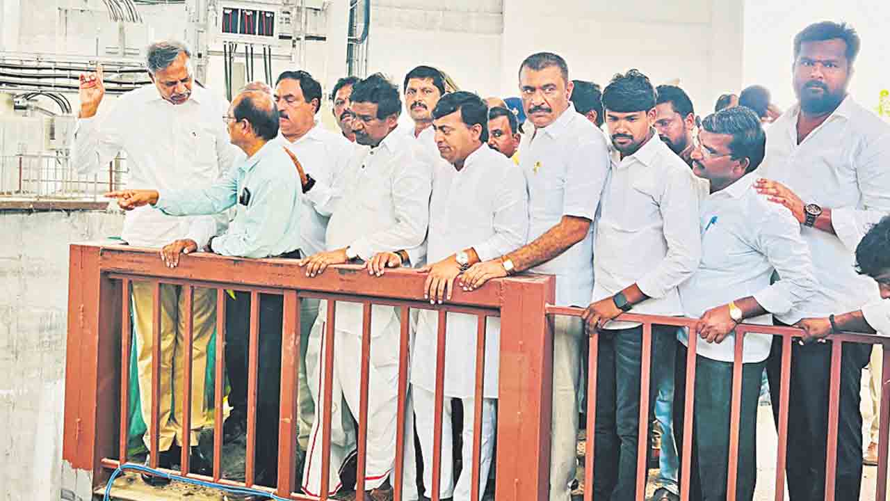 ప్రభుత్వం మొద్దునిద్ర వీడాలి