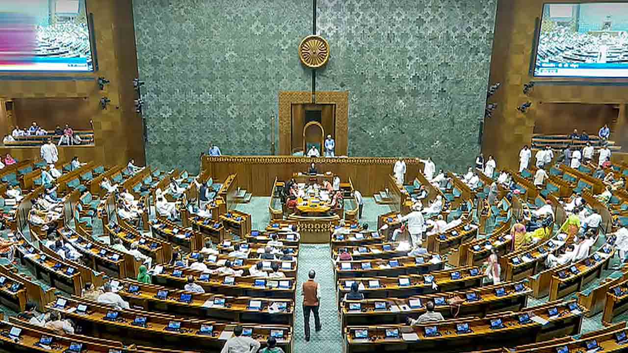 తిష్ఠ వేసినోళ్లకి బదిలీ అవసరం