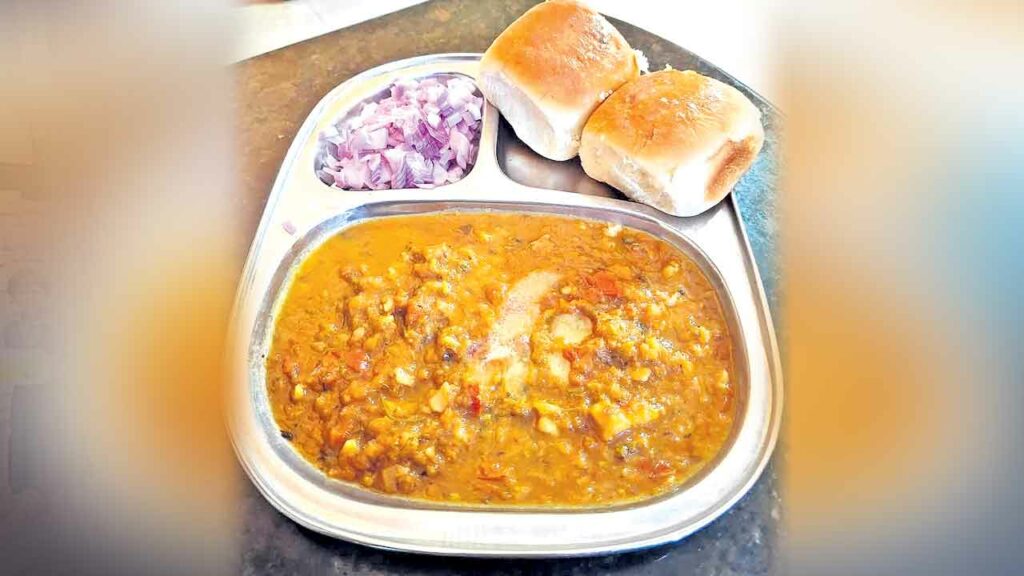 Pav Bhaji Gummadi Kaya Kura