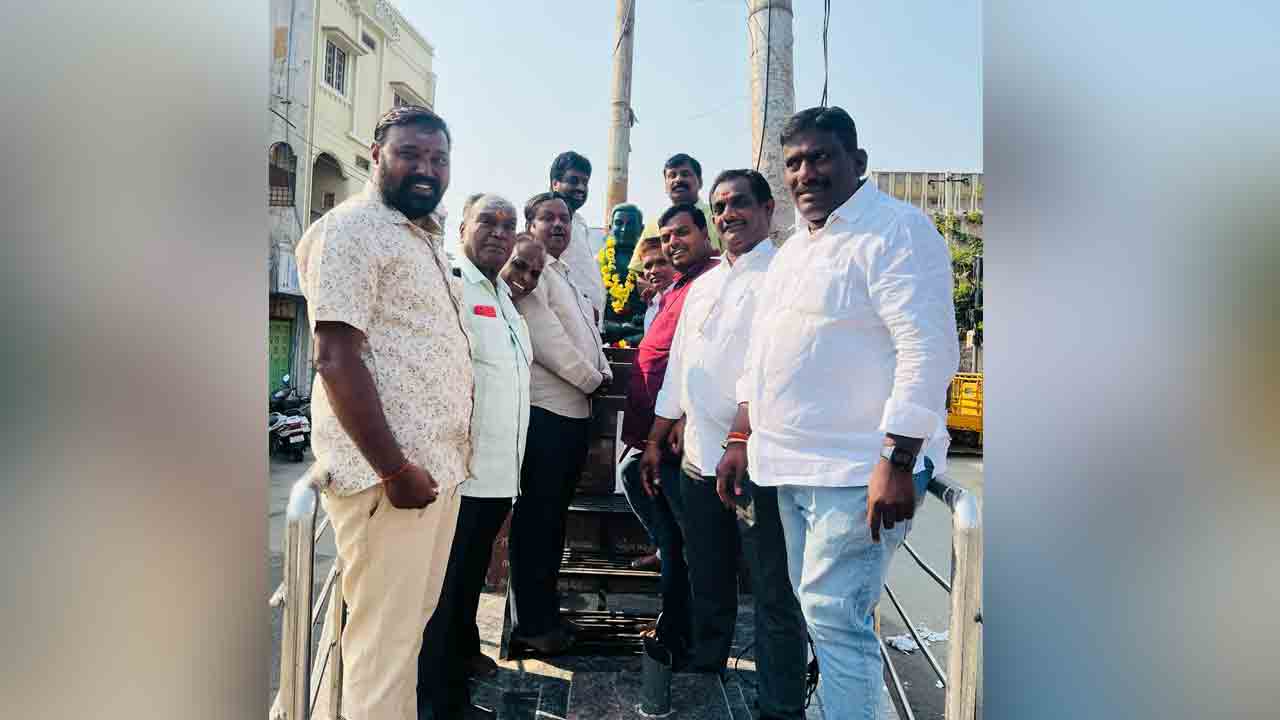 Potti Sriramulu  | కామారెడ్డిలో ఘనంగా పొట్టి శ్రీరాములు జన్మదిన వేడుకలు