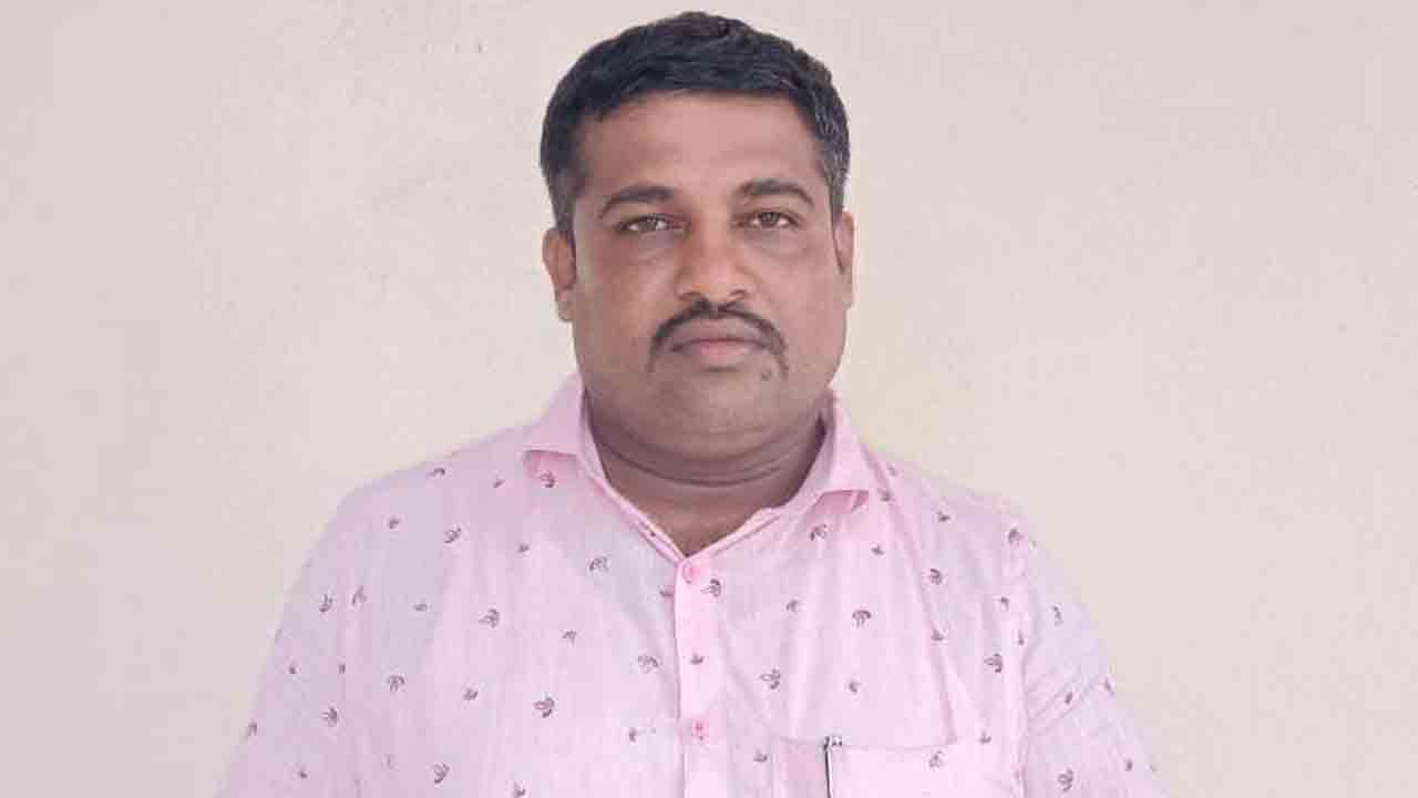 Praja Palana | ప్రశ్నించే వారిని అక్రమ అరెస్టులు చేయడమే ప్రజాపాలనా..?