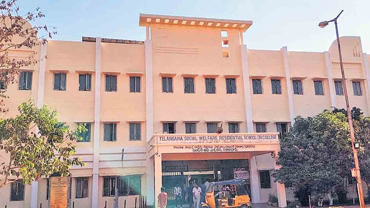 సంక్షేమం కరువైన హస్టళ్లు