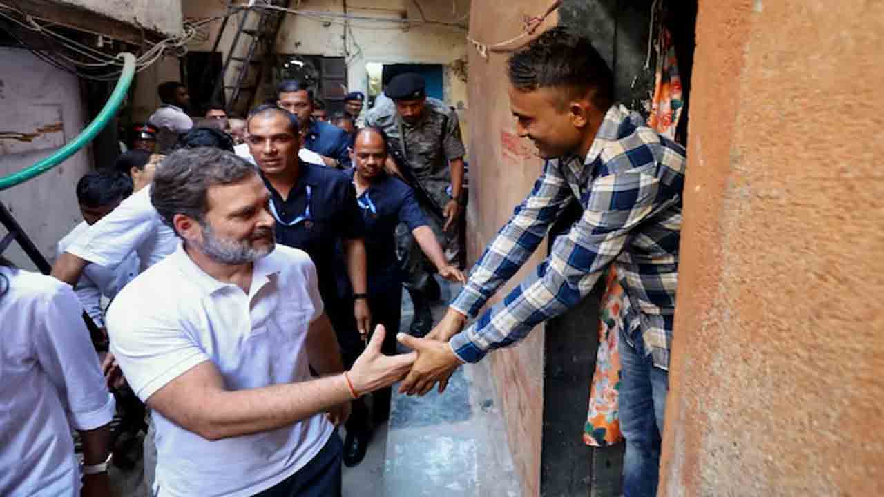 Rahul Gandhi | ఆయన కాంగ్రెస్‌ నేతగా కాదు.. యూట్యూబర్‌గా వచ్చారు.. రాహుల్‌ ధారావి పర్యటనపై విమర్శలు