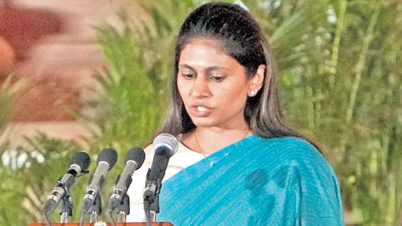 Raksha Khadse | కేంద్ర మంత్రి కుమార్తెకూ తప్పని పోకిరీల వేధింపులు