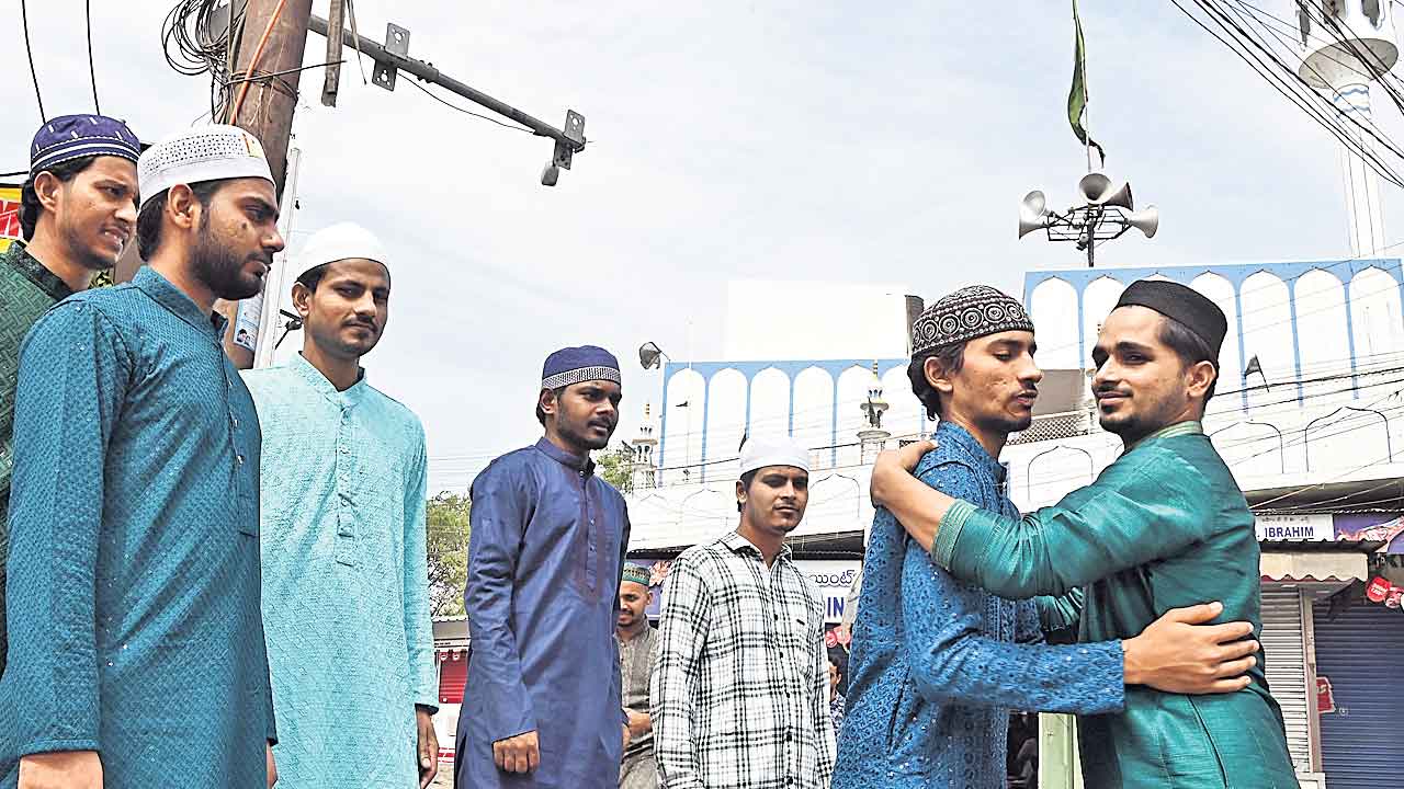 తోఫాకే బగైర్‌ రంజాన్‌!