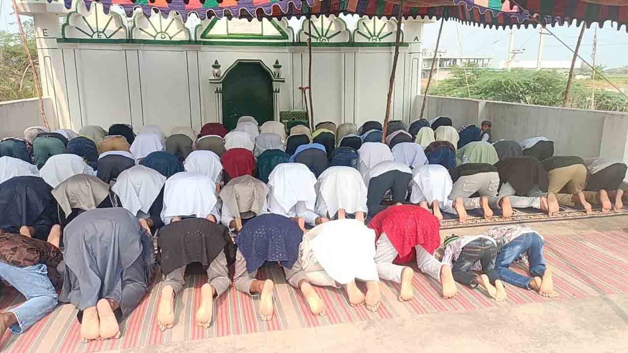 Ramzan Celebrations | మత సామరస్యానికి ప్రతీకగా.. సిద్దిపేట జిల్లాలో ఘనంగా రంజాన్‌ వేడుకలు