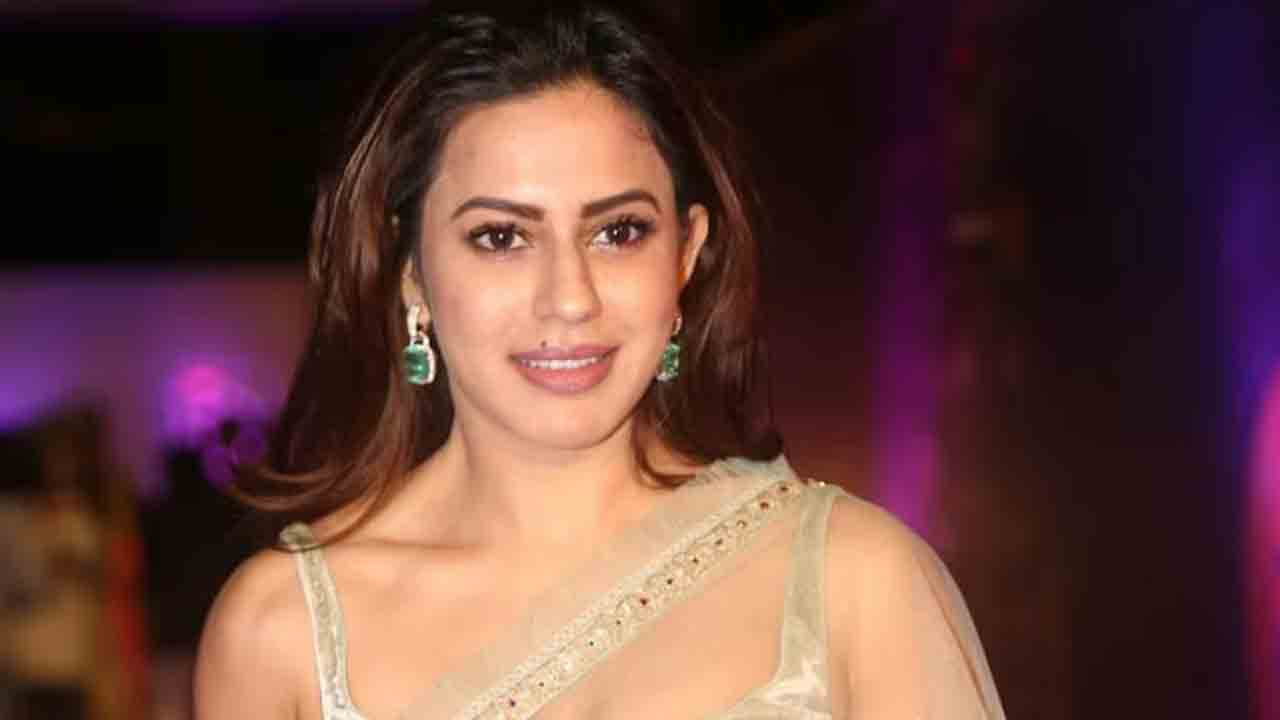Ranya Rao case | గోల్డ్ స్మగ్లింగ్ కేసును టేకోవర్ చేసిన సీబీఐ.. రన్యారావుకు బిగుస్తున్న ఉచ్చు